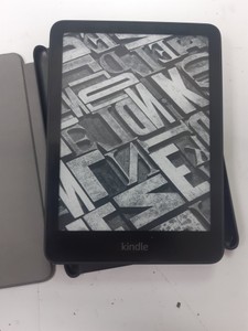Б/в Електронна книга Amazon kindle paperwhite 12th gen. 2024 16gb 01-201140099
