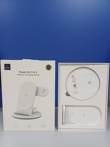 Б/в Бездротовий зарядний пристрій Wiwu power air 3 in 1 wireless charger 01-201154485