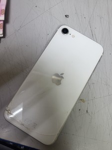 Б/в Мобільний телефон Apple iphone se 2020 64gb 01-201155009