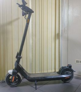 Б/в Електросамокат Niu kick scooter kqi2 pro 01-200742920