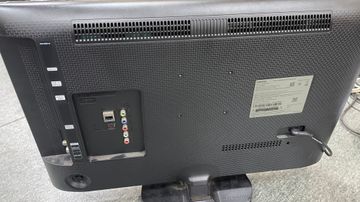 01-200607057: Samsung ue24n4500au