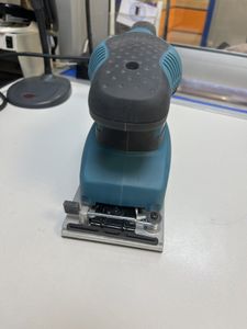 01-200753137: Makita bo3710