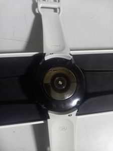 01-200777376: Samsung galaxy watch4 44mm