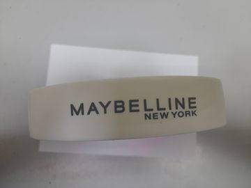 Б/в Навушники Maybelline new york 01-200778950