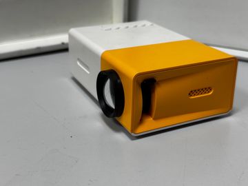 Б/у Проектор Без Виробника без можелі 01-200819745