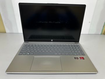 Б/в Ноутбук Hp 15/ryzen 3 7320u ddr5/8gb ddr4/ssd 240 gb/*інтегрована 01-200818851