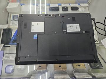 Б/в Ноутбук Fujitsu 15.6"/core i5 8350u 1.7ghz/ram16gb/ssd512gb/hd620 01-200881138