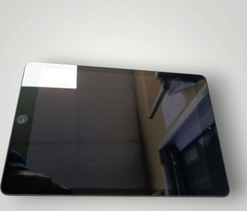 Б/у Планшет Apple a2270 ipad 8gen 128gb 01-200830067