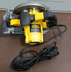 Б/у Пила дисковая Stanley fme-301 01-200886945