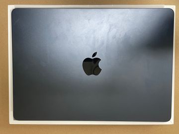 Б/в Ноутбук Apple macbook air 13,6" 2025 mc6t4 / apple m4/ 10 core gpu/ ram 16gb/ ssd 256gb/ a3240 01-200889117