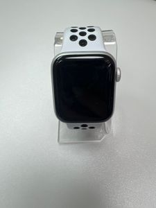Б/в Смарт-годинник Apple watch series 4 gps 40mm aluminium case 01-200891608