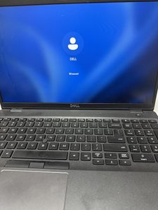 Б/у Ноутбук Dell 15/core i5 8365u ddr4/8gb ddr4/ssd 480 gb/*інтегрована 01-200898080