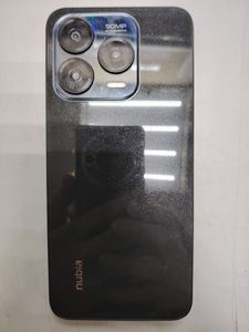 Б/в Мобільний телефон Zte nubia v70 design 8/128gb 01-200903122