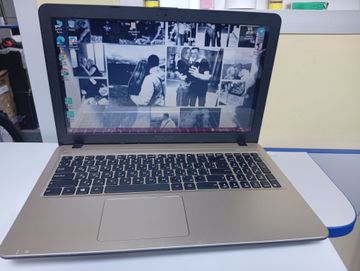 Б/в Ноутбук Asus 15/celeron n3050 ddr3/4gb ddr2/hdd 250 gb/geforce 810m 01-200905157