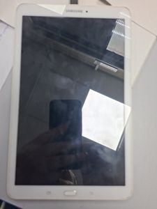 Б/у Планшет Samsung galaxy tab e 9.6 8gb 3g 01-200914571