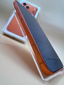 Б/в Мобільний телефон Apple iphone 17 pro max 2tb 01-200916020