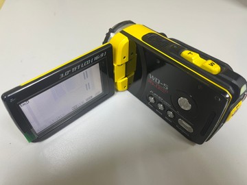 Б/у Видеокамера Dxg wd-5 water proof full hd 16mp 01-200923806