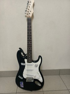 Б/у Электрогитара Stagg ses-30 01-200911640