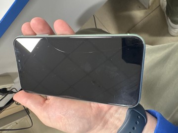 Б/в Мобільний телефон Apple iphone 11 64gb 01-200847762