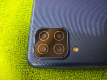 Б/в Мобільний телефон Samsung galaxy a12 3/32gb 01-200930156