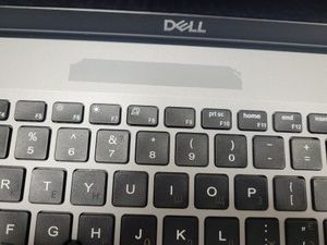Б/в Ноутбук Dell 15/core i5-10310u ddr4/16gb ddr4/ssd 512 gb/*інтегрована 01-200937250