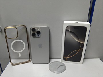 Б/в Мобільний телефон Apple iphone 16 pro max 256gb esim 01-200944200