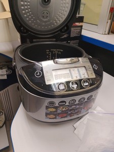 Б/в Мультиварка Russell Hobbs cookhome 21850-56 01-200991402
