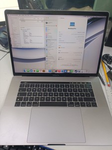 Б/у Ноутбук Apple macbook pro a1707/екр. 15.4 core i7 2,9ghz/ ram16gb/ ssd512gb/intel hd graphics 630/touch bar 01-200997719