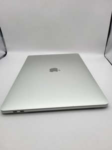 Б/в Ноутбук Apple macbook pro/a1990/ core i7 2,6ghz/ ram16gb/ ssd256gb/ amd pro 555x 4gb/ retina, touch bar 01-200997509