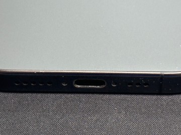 Б/в Мобільний телефон Apple iphone 15 pro 256gb esim 01-201007128