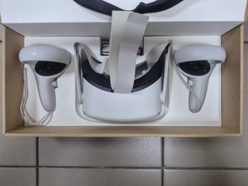 Б/в Окуляри віртуальної реальності Oculus quest 2 256 gb 01-201053028