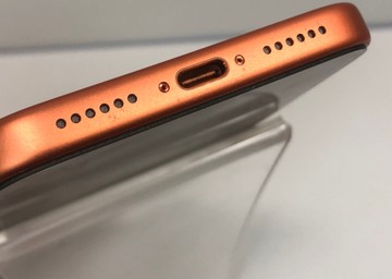 Б/в Мобільний телефон Apple iphone 17 pro max 256gb 01-201054405