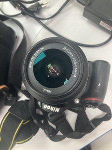 Б/в Фотоапарат Nikon d5200 + af-s nikkor 18-55mm 1:3.5-5.6g vr 01-201060046