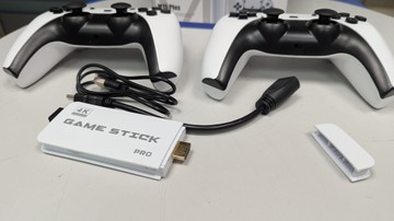 Б/в Ігрова приставка Game Stick m8 plus 4k 64gb 01-201090341