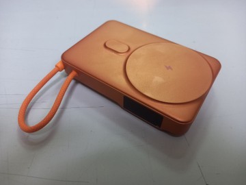 Б/у Повербанк Gelius fluxen 10000mah 15w magnetic wireless charge qi2 gp-pbw120 01-201108925