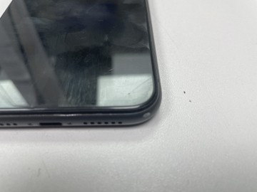 Б/в Мобільний телефон Apple iphone 11 256gb 01-201131324