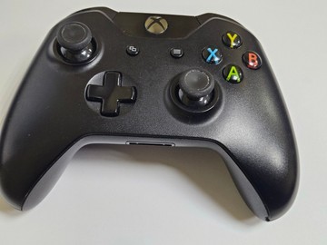 Б/в Геймпад Microsoft xbox one wireless controller 01-201137264