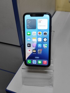 Б/в Мобільний телефон Apple iphone 11 64gb 01-201171976