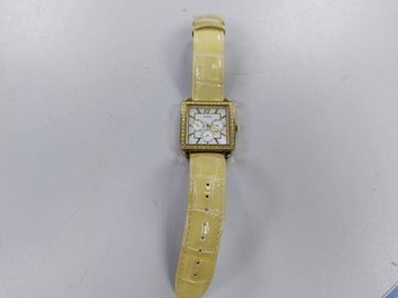 01-19002062: Guess w15057l1