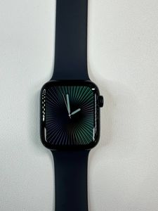 01-200755928: Apple watch se 2 gps 44mm aluminum case with sport