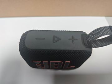 01-200772980: Jbl go 4