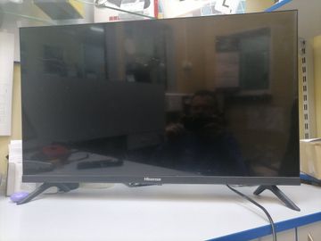 01-200779742: Hisense 32a4bg