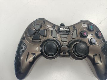 Б/в Геймпад Без Виробника без моделі 01-200529645