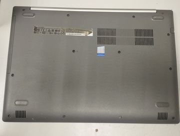 Б/в Ноутбук екран 15,6" Lenovo core i3 6006u 2,0ghz/ ram8gb/ ssd256gb/video gf 920mx 01-200833201