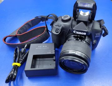 Б/в Фотоапарат Canon eos 4000d + ef-s 18-55 1:3.5-5.6 iii 01-200802756