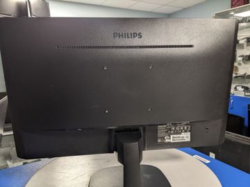 Б/в Монітор Philips 243v7q 01-200833832