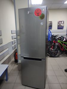 Б/в Холодильник з морозильною камерою Samsung rb33j3000sa 01-200883777