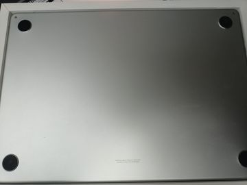 Б/в Ноутбук Apple macbook air 15" 2025 01-200886818
