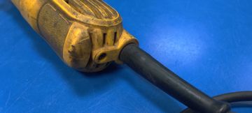 Б/у Шлифмашина угловая Dewalt dwe4157 01-200899321