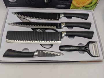 Б/у Набор столовой посуды Swiss Family sf-008 01-200901694